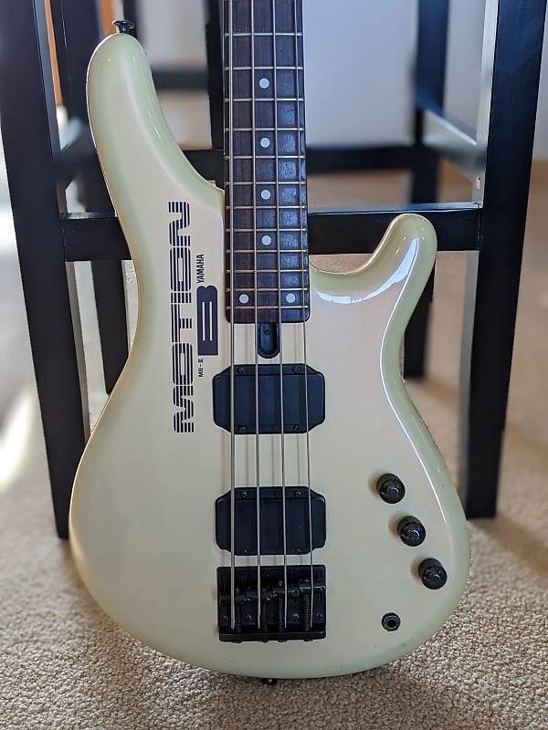 Yamaha Motion Bass MB III Bass 1989-1989 - Pearl White