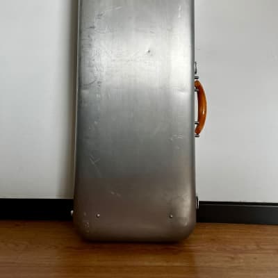 Gibson Gibson Les Paul HP Hard Case  Silver image 1