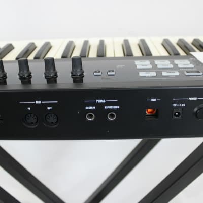 Native Instruments Komplete Kontrol S61 2010s - Black | Reverb