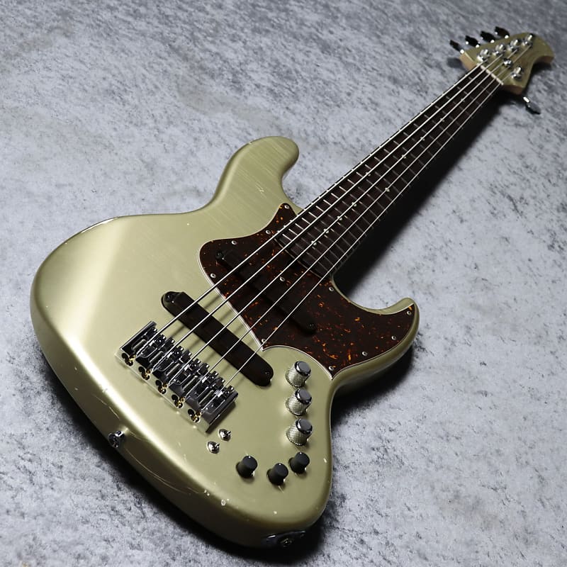 ベース xotic xj-core 5st(lindyfralin pick up ) Xotic XJ-1T 5st 