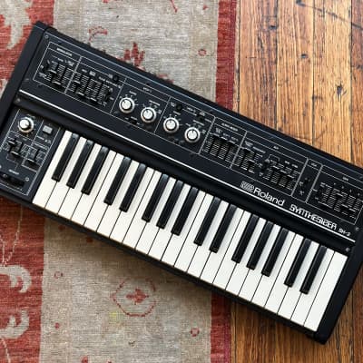 Roland SH-2 Monophonic Analogue Synthesizer