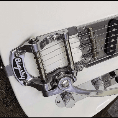 ON SALE Bigsby B5, Vibramate V5TEV, & Saddles upgrade Fits Vintage Fender  Telecaster AshTray Bridge