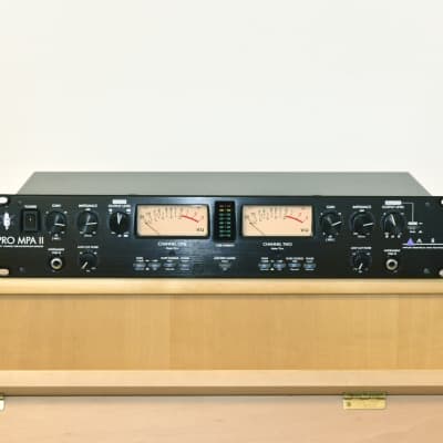 アウトレット ART Pro MPA II 2 真空管 プリアンプ ART Pro MPA II 2-channel Microphone Preamp | The Pro Audio