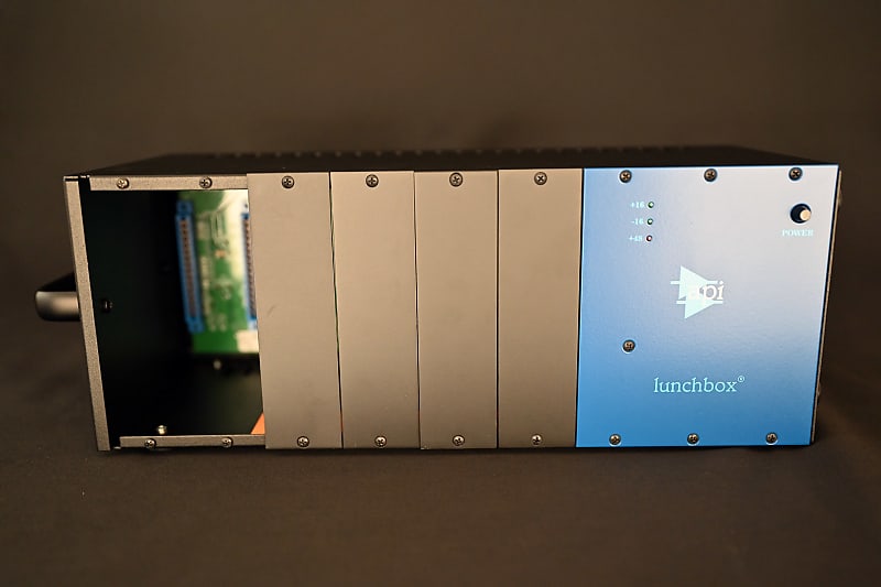 API 500-6B HC Lunchbox 6-Slot Powered 500 Series Frame image 1
