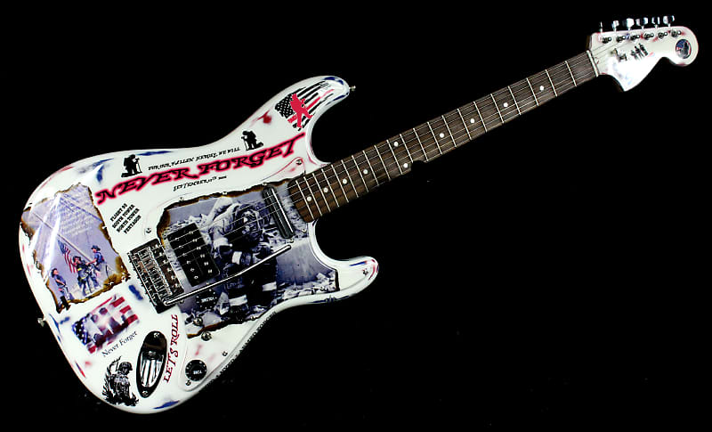 Squier by Fender 浮世絵 Made in Japan Art Canvas Esquire® Hokusai – Fender