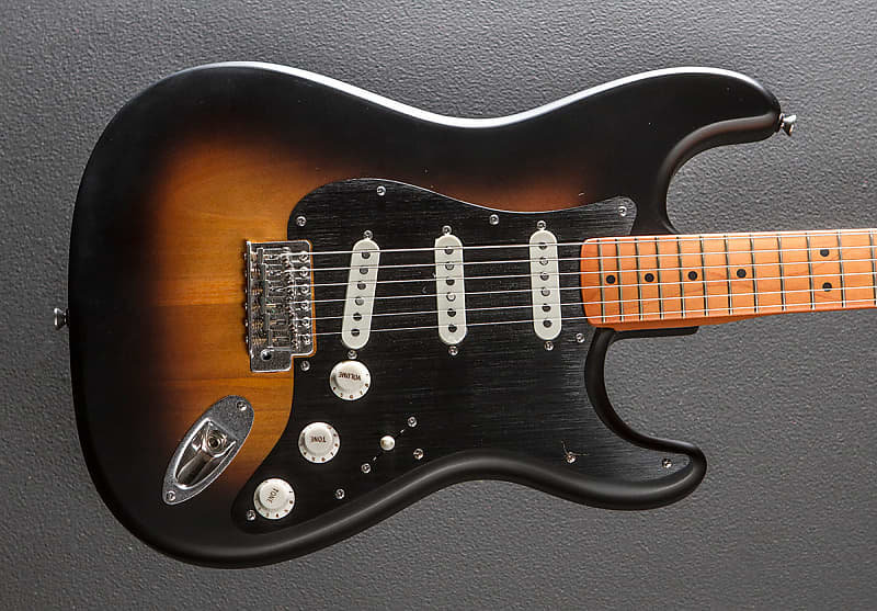 40th Anniversary Stratocaster Vintage Edition - Satin Wide