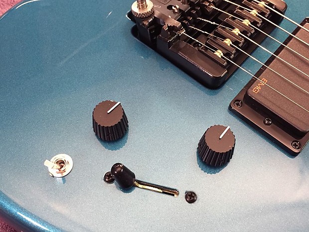 Rare Vintage USA-Built Blue Steinberger GS7TA Guitar - Set-Up by