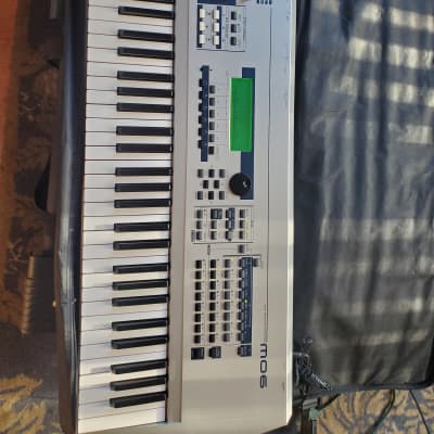 Yamaha M06 61 key music production