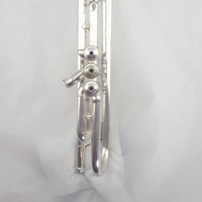 Bach Stradivarius Lightweight 180S72*/43 ML Bore Bb Trumpet, Case, Mouthpiece image 4