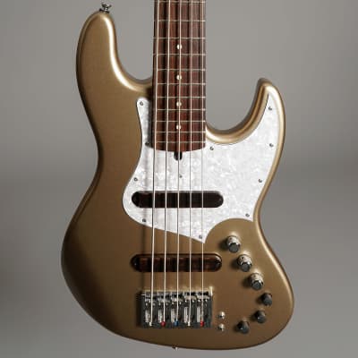 Xotic 5- and 6-String Basses | Reverb