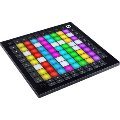 Novation Launchpad Pro [MK3] 64-pad MIDI grid controller for producing - (B-Stock)