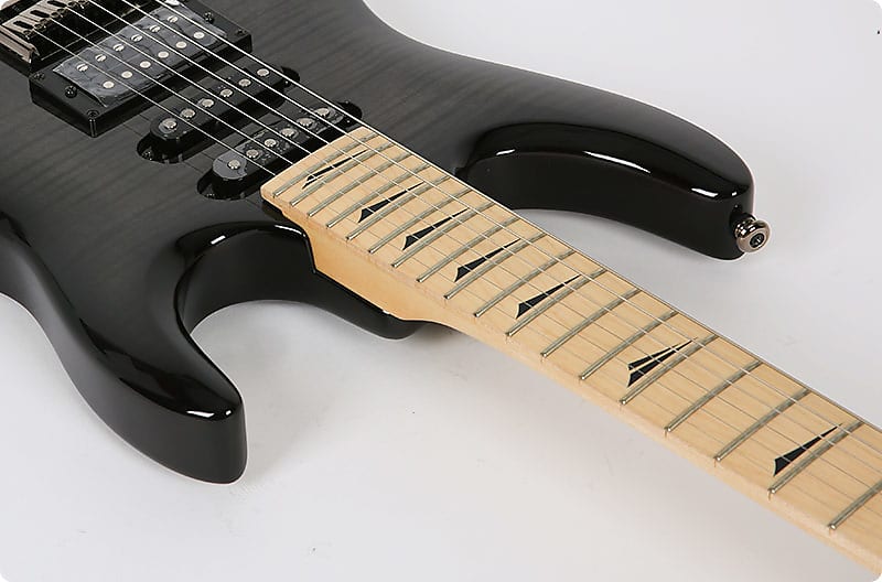 Kramer Striker 211 Super Strat SSH Hardtail Trans Black