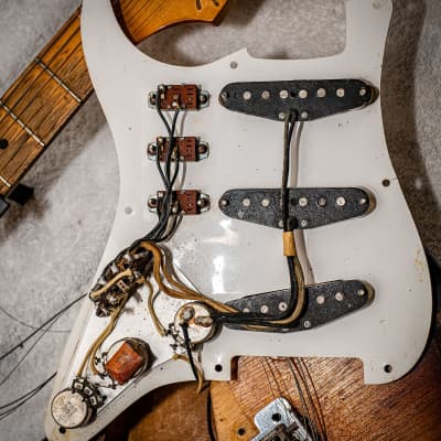Fender 'Switchmaster' Stratocaster 1957 - Sunburst image 13