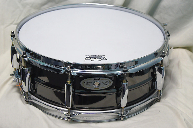Pearl Sensitone Elite 14x5 Beaded Brass Snare Drum w/ Superhoop STE1450BR