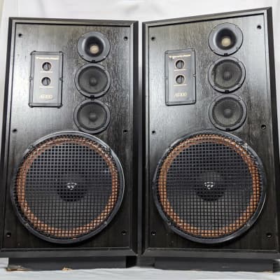 Rare Cerwin Vega AT-100 (European) - Pair (2) Floorstanding Speakers - (AT-15) image 1