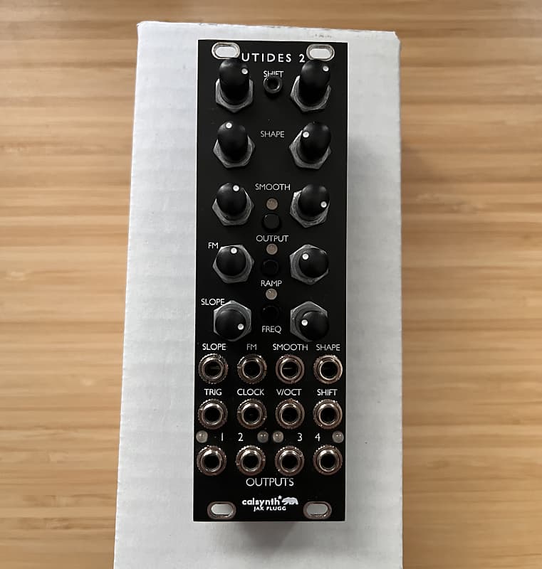 CalSynth uTides 2 - 8hp Mutable Instruments Tides v2 clone | Reverb