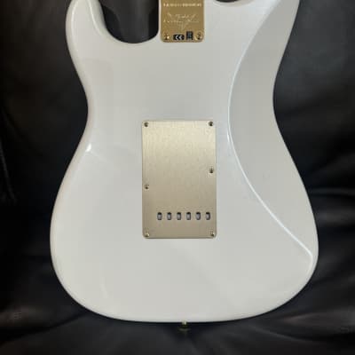 Fender Custom Shop Limited Edition 75th Anniversary Stratocaster 5A Birdseye Maple Neck Rosewood Fingerboard NOS Diamond White Pearl image 10