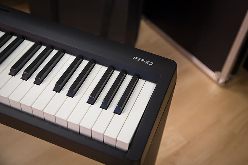 Roland FP-10 Digital Stage Piano