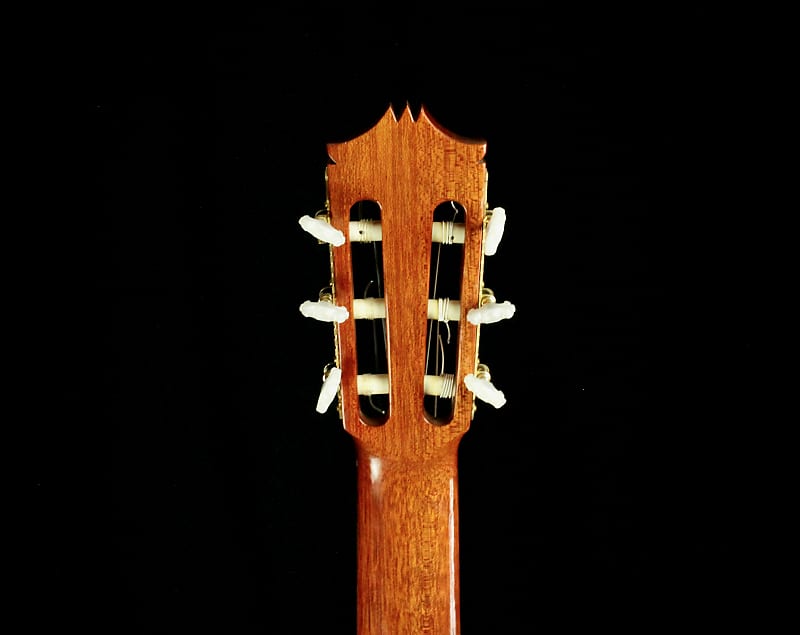 Hiroshi Tamura P40 1971 Handmade Classical Guitar Signed by