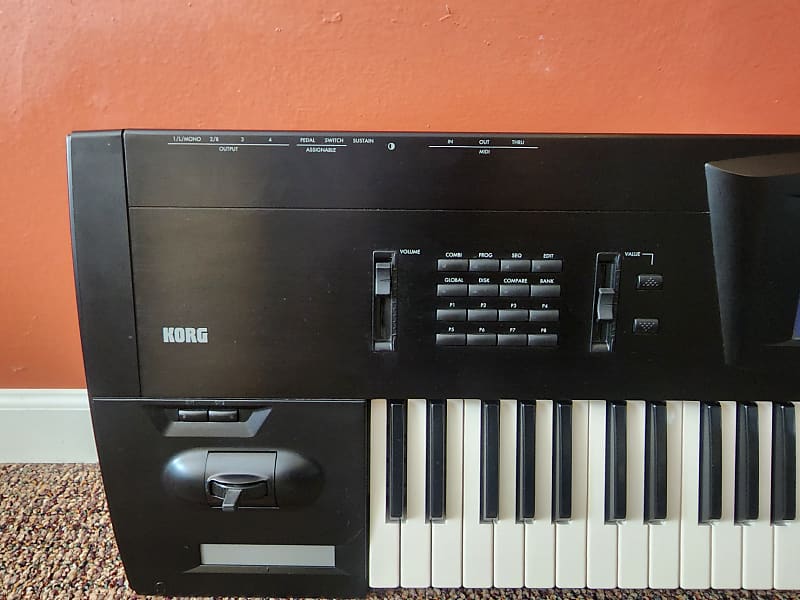 Korg Trinity V3 Black | Reverb
