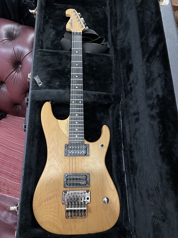 1991年製 Washburn Davies N4