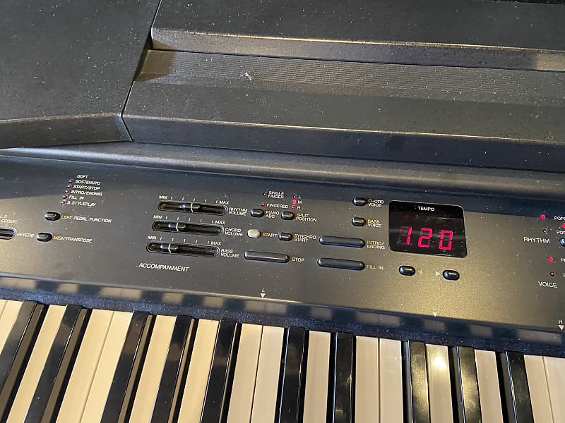 Yamaha Clavinova CVP-30 Electric Piano