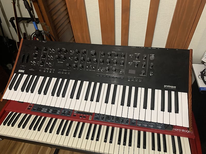 Korg Prologue 16 Polyphonic 61-Key 16-Voice Analog Synthesizer 