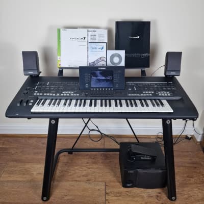 YAMAHA TYROS 4 SPECIAL EDITION XL 10TH ANNIVERSARY KEYBOARD