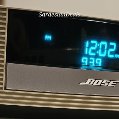 BOSE offers Wave Radio II AM/FM Alarm Clock Radio 3.5mm Aux