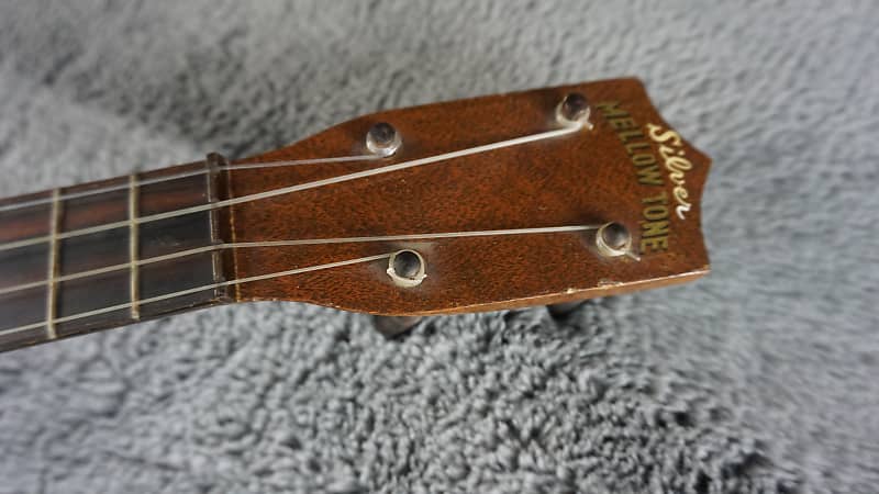 Kasuga Silver Mellow Tone 1960s Ukulele