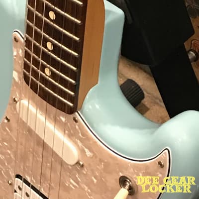Fender Offset Series Duo-Sonic HS 2017 - Sonic Blue image 11