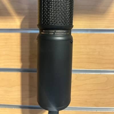 CAD Equitek E300-2 Large Diaphragm Multipattern Condenser Microphone