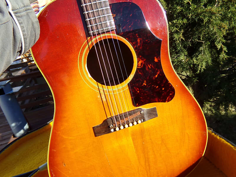 1965 Gibson J-45 - Cherry-red dark sunburst, fully original, good condition image 1