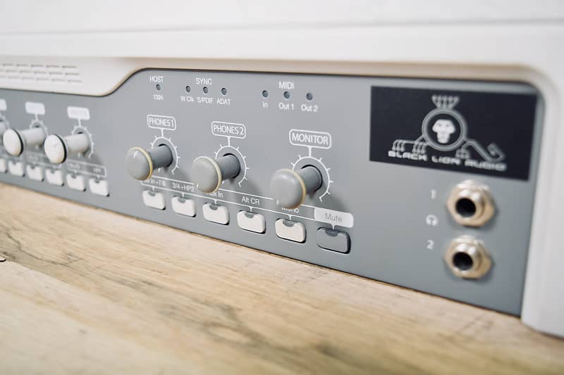 Digidesign Digi 003 rack with Black Lion Audio Signature Mod