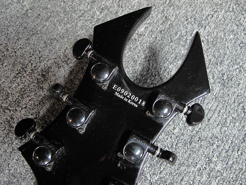 B.C. Rich Draco V Onyx w/Coffin Case | Reverb
