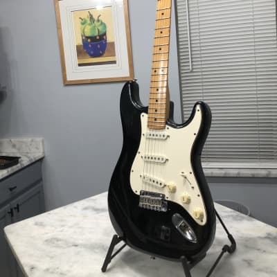 1984 USA Fender Stratocaster Standard Black image 2