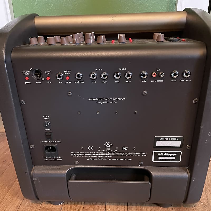 LR Baggs Acoustic Reference Amp w Upgraded Speaker