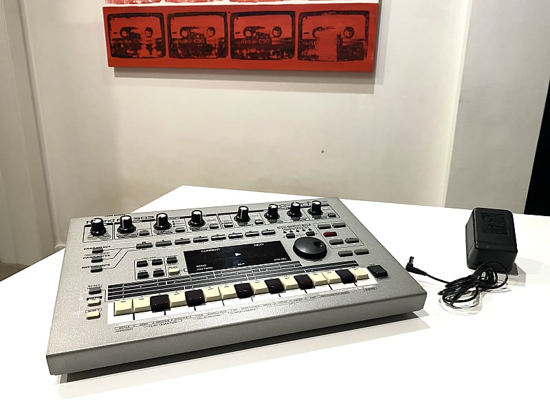 Roland MC-303 Groovebox 1990 - 1998 | Reverb