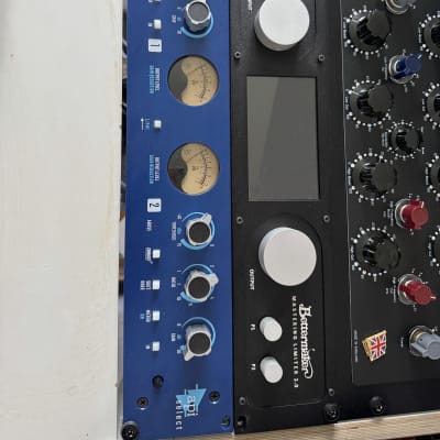 API Select SR22 2-Channel Compressor 2021 - Present - Blue image 4