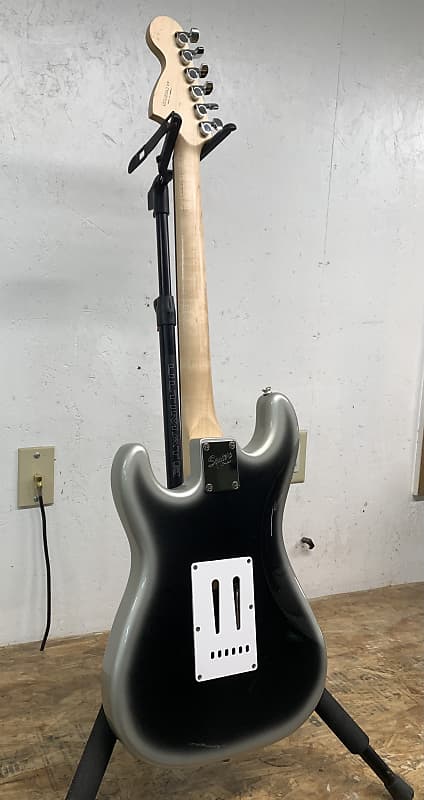 Squier Affinity Stratocaster Slick Silver – Chicago Music
