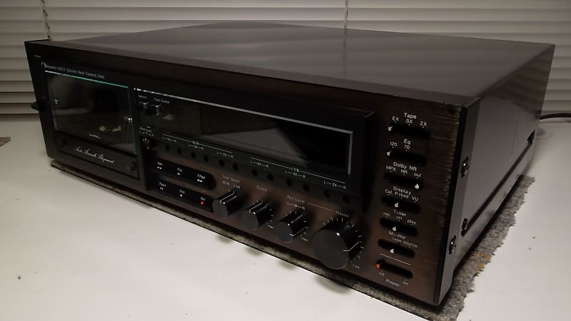 1981 Nakamichi 680ZX 3-Head Auto Azimuth Stereo Cassette Deck