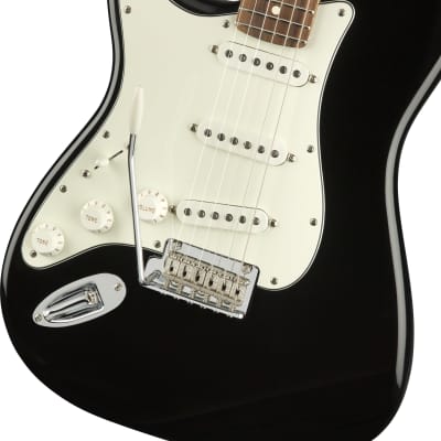 Player Stratocaster Left Handed, Pau Ferro Fingerboard, Black image 2