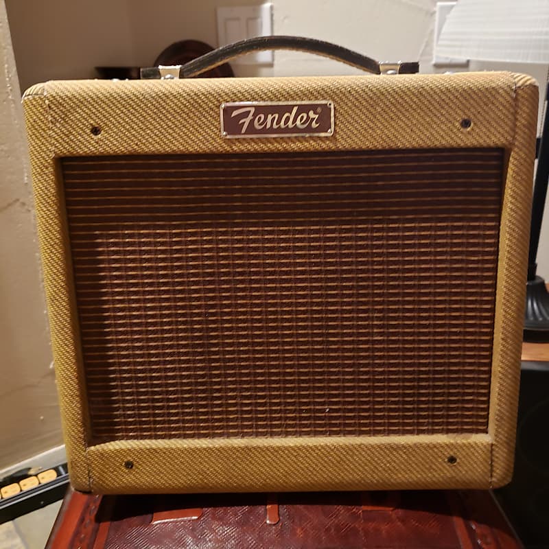 1995 Fender Bronco Guitar Studio Amp.