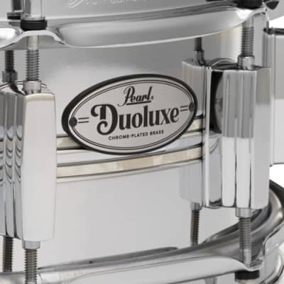  Pearl DuoLuxe 14x5 Chrome-over-Brass Inlaid Snare Drum  (DUX1450BR405) with twin Nicotine White Marine Pearl finish Inlays and  Classic BSL Lugs. : Musical Instruments