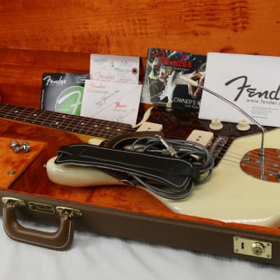 Fender American Vintage 62 Jazzmaster 2020's  - Olympic White image 3