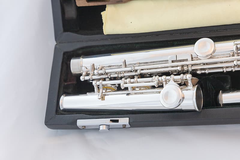 Pearl PF-521 Silver-plated Flute *Silver Lip-plate *Split-E | Reverb