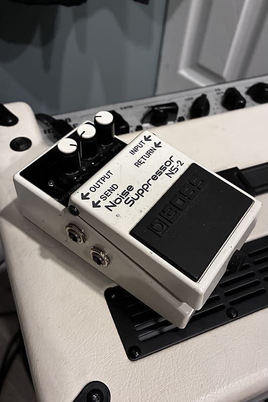 Boss NS-2 Noise Suppressor | Reverb Canada