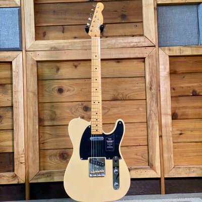 Fender Vintera II '50s Nocaster, Maple Fingerboard, Blackguard