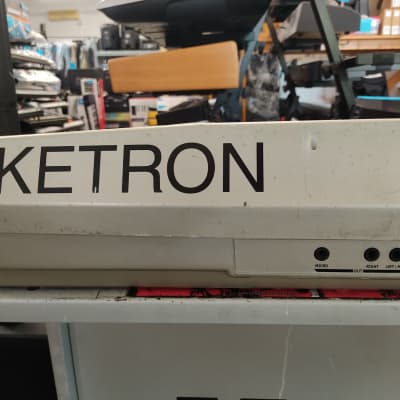 Ketron XD9 image 9