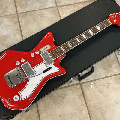 1965 Airline JB Hutto Res-O-Glass Red Res-O-Glass with tremolo image 2
